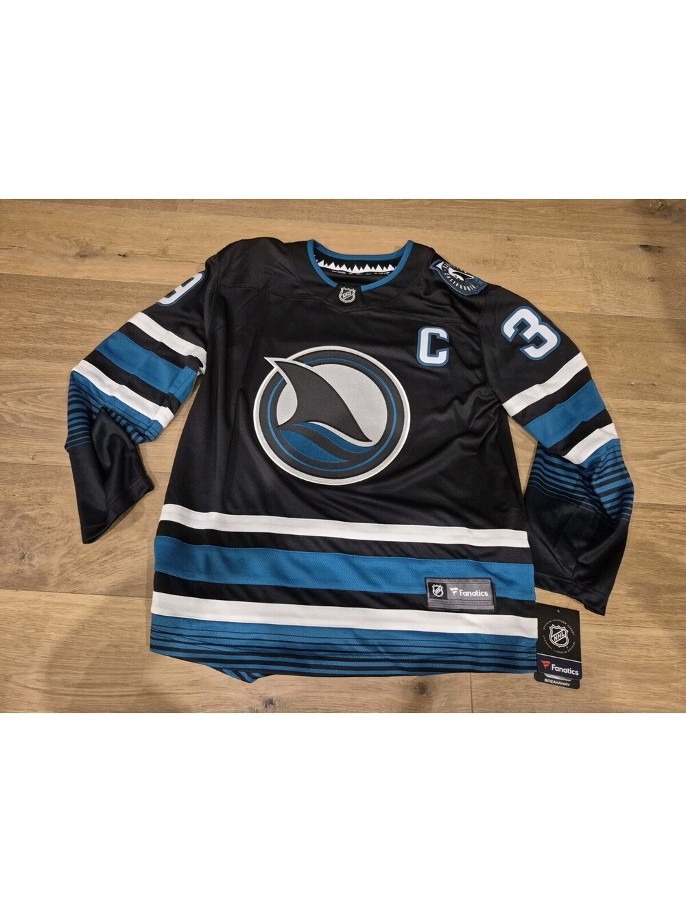 Official Fanatics Logan Couture San Jose Sharks Breakaway Jersey Black Large L